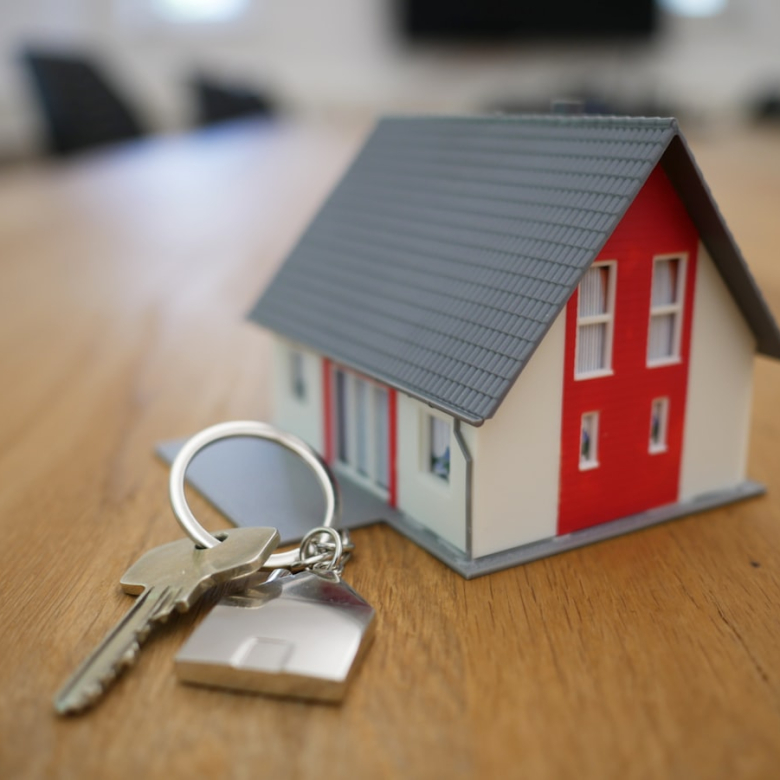 5 cosas a considerar antes de comprar tu primera casa